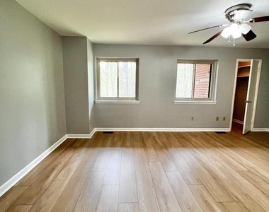 3854b Steppes Court - Photo Thumbnail 8