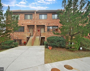 3854b Steppes Court - Photo Thumbnail 13