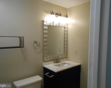 131 Township Court - Photo Thumbnail 6