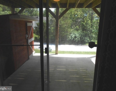131 Township Court - Photo Thumbnail 2