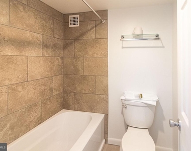 1225 Martha Custis Drive - Photo Thumbnail 5