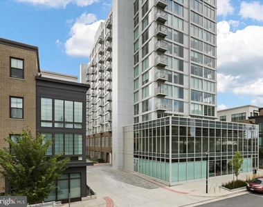 925 N Fairfax Street - Photo Thumbnail 33