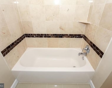 947 S Scott Street - Photo Thumbnail 12