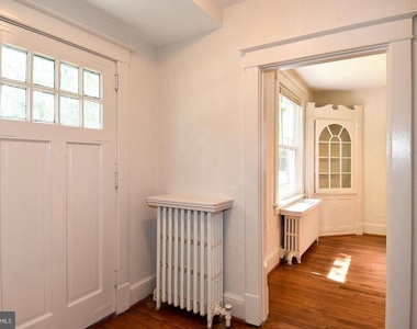 633 24th Street S - Photo Thumbnail 1