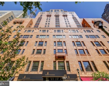 219 S 18th Street - Photo Thumbnail 15