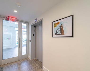 1524 South Street - Photo Thumbnail 12