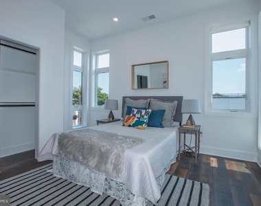 2940 W Thompson Street - Photo Thumbnail 14