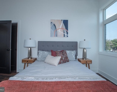 2940 W Thompson Street - Photo Thumbnail 12