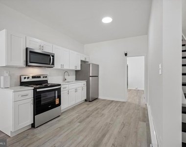 1216 W Firth Street - Photo Thumbnail 4
