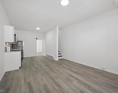 1216 W Firth Street - Photo Thumbnail 2