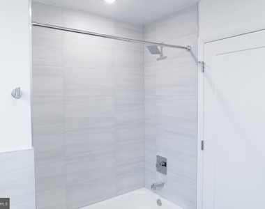 7248 Rising Sun Avenue - Photo Thumbnail 3