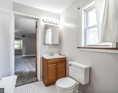 239 Lemonte Street - Photo Thumbnail 20