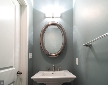 207 Rector Street - Photo Thumbnail 6