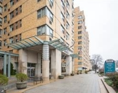 2601 Pennsylvania Avenue - Photo Thumbnail 18