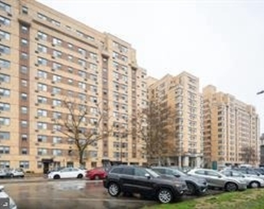 2601 Pennsylvania Avenue - Photo Thumbnail 19
