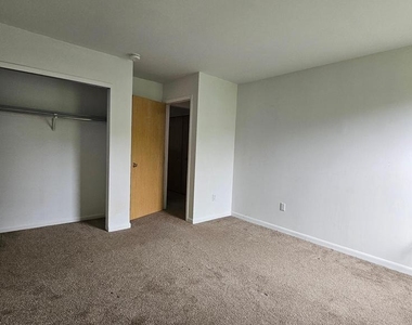 9428 Woodbridge Road - Photo Thumbnail 17