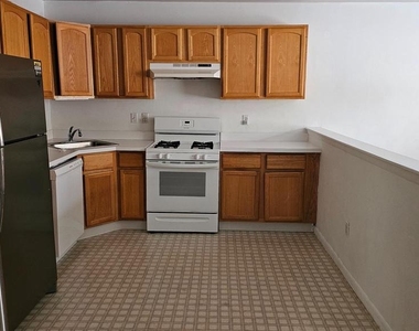 9428 Woodbridge Road - Photo Thumbnail 7