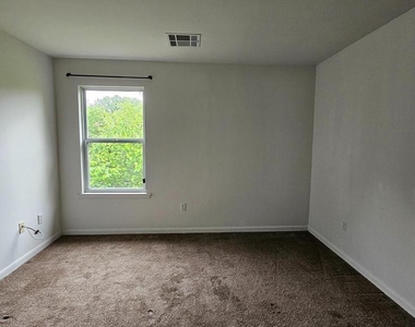 9428 Woodbridge Road - Photo Thumbnail 16