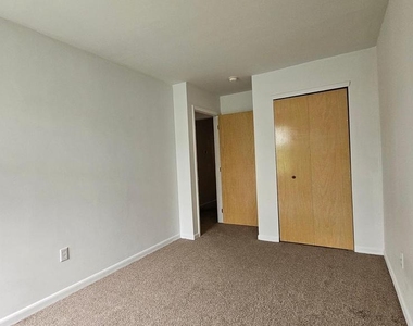 9428 Woodbridge Road - Photo Thumbnail 23