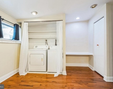 4543 Baker Street - Photo Thumbnail 15