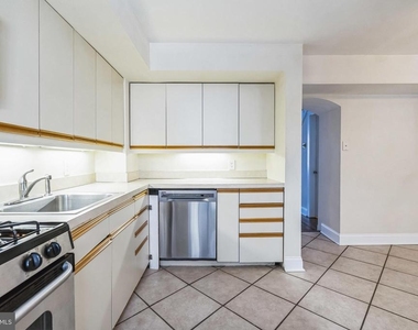 4543 Baker Street - Photo Thumbnail 6