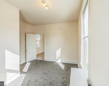 459 Martin Street - Photo Thumbnail 10