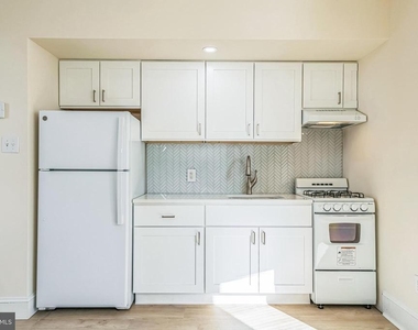 459 Martin Street - Photo Thumbnail 5