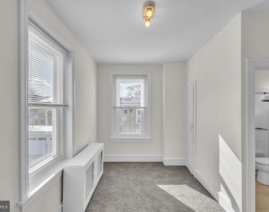 459 Martin Street - Photo Thumbnail 13
