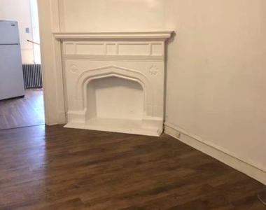 5626 N 19th Street - Photo Thumbnail 4
