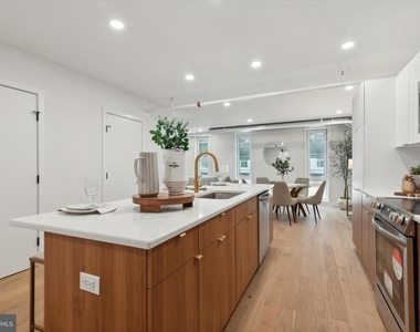 1416 Frankford Avenue - Photo Thumbnail 3