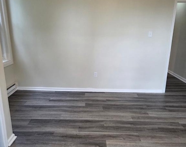 3510 N 23rd Street - Photo Thumbnail 2