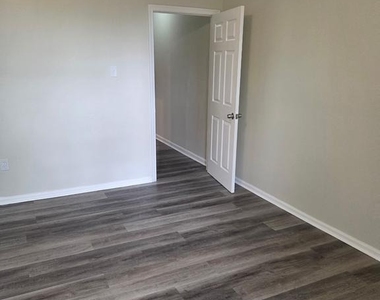 3510 N 23rd Street - Photo Thumbnail 1