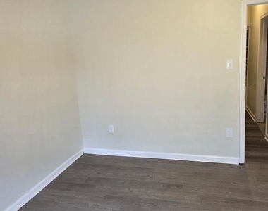 3510 N 23rd Street - Photo Thumbnail 7