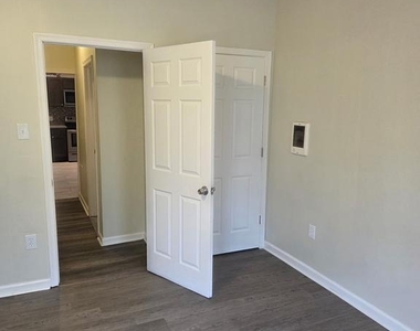 3510 N 23rd Street - Photo Thumbnail 6