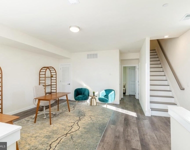 1307 Germantown Avenue - Photo Thumbnail 8