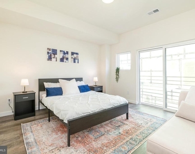 1307 Germantown Avenue - Photo Thumbnail 4