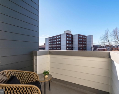 1307 Germantown Avenue - Photo Thumbnail 16