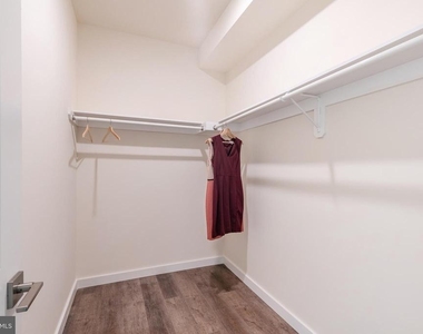 1307 Germantown Avenue - Photo Thumbnail 6