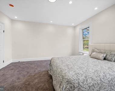 7608 Chelwynde Avenue - Photo Thumbnail 14