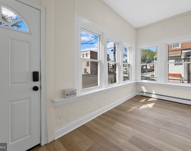 7608 Chelwynde Avenue - Photo Thumbnail 21