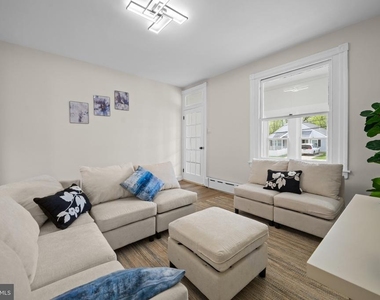 7608 Chelwynde Avenue - Photo Thumbnail 8