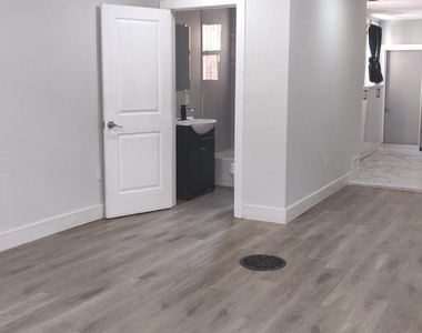 2324 Watkins Street - Photo Thumbnail 2