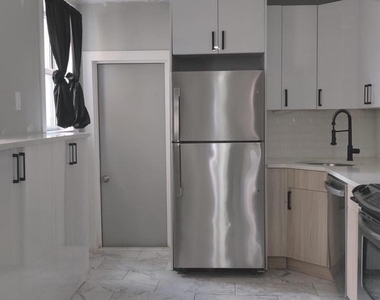 2324 Watkins Street - Photo Thumbnail 5