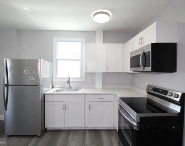 1913 S 20th Street - Photo Thumbnail 14