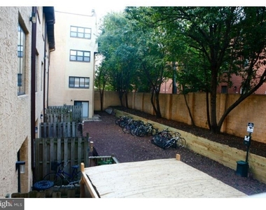 2031-3 South Street - Photo Thumbnail 4