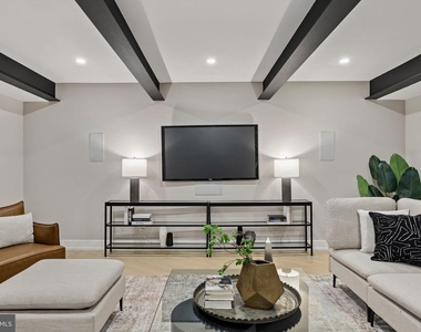 527 Brown Street - Photo Thumbnail 36