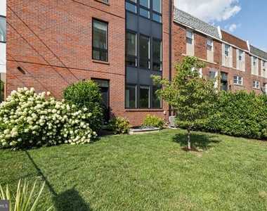527 Brown Street - Photo Thumbnail 53
