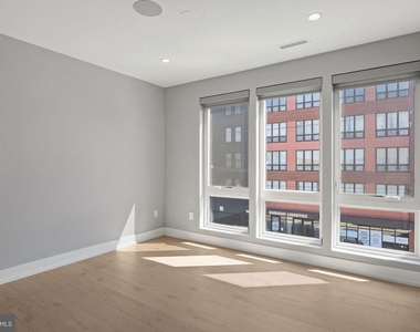 527 Brown Street - Photo Thumbnail 32