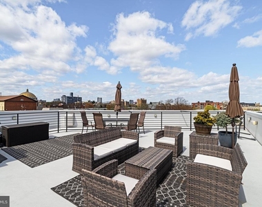 527 Brown Street - Photo Thumbnail 48