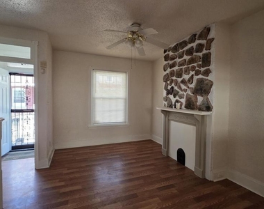 149 N Dearborn Street - Photo Thumbnail 3